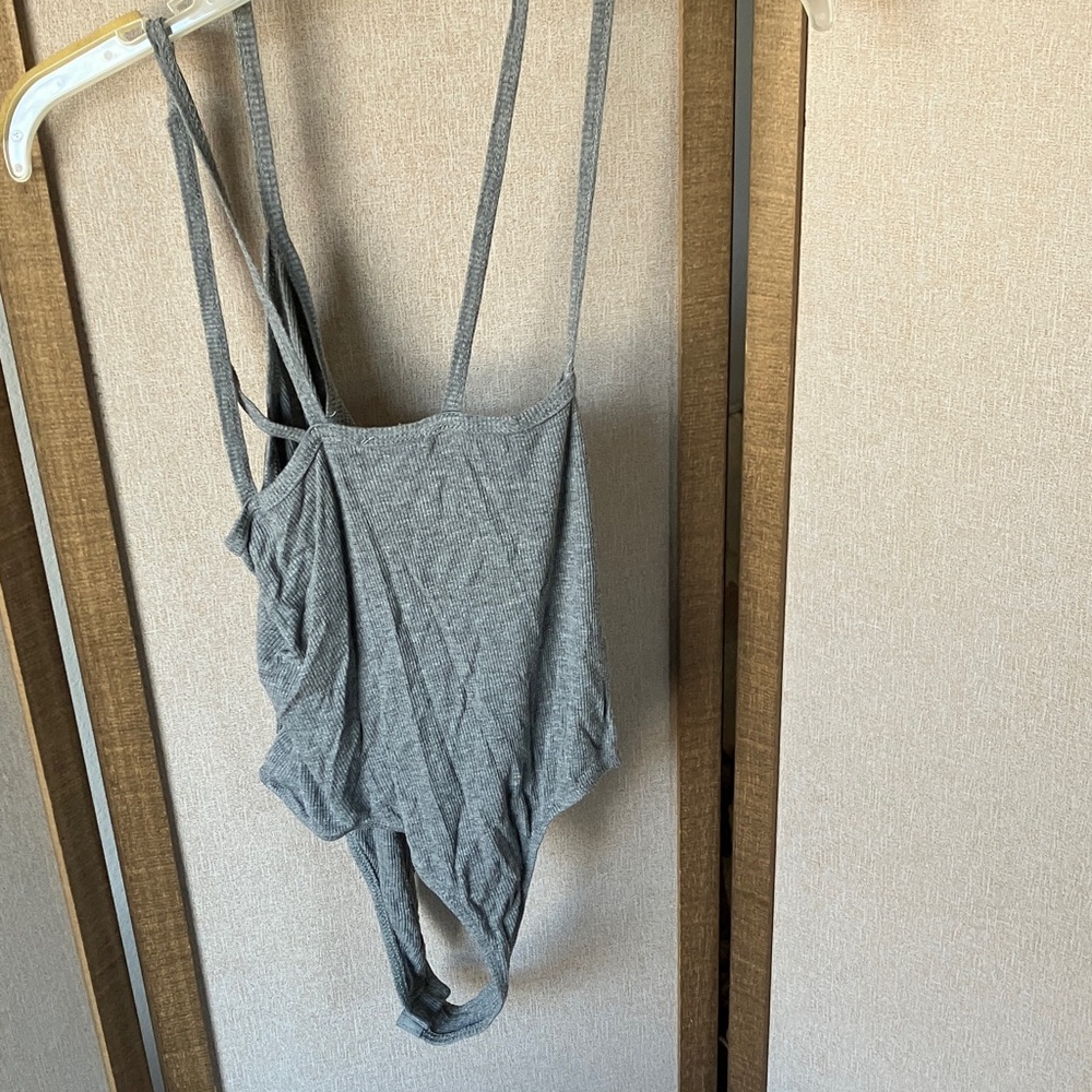 FINAL MARKDOWN Bozzolo Heather grey bodysuit large